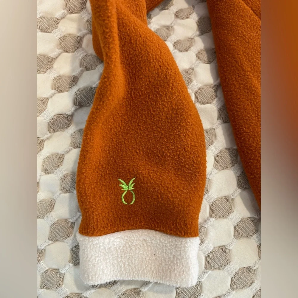 Cozy Dudley Stephen’s fleece turtleneck in orange with cream trim M - Picture 7 of 8